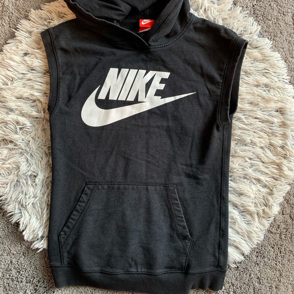 Sleeveless Nike hoodie